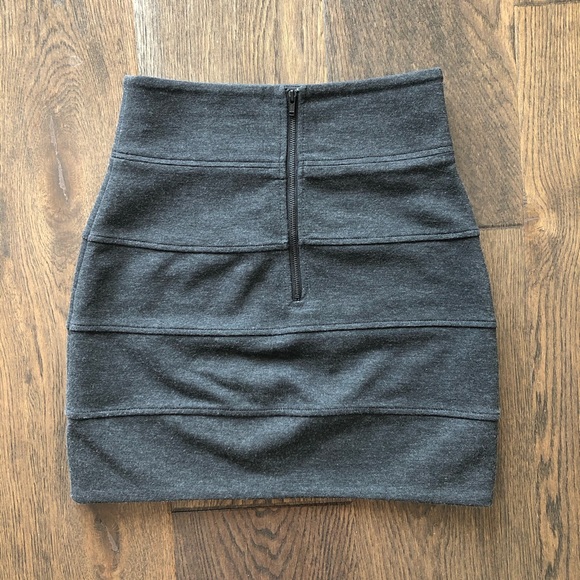 Aritzia Talula Grey BodyCon Skirt - Picture 4 of 6